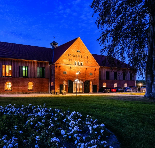 Hotel Breitenburg bei Nacht